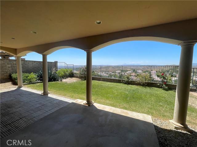 Saugus, CA 91390,29231 Moon Dust CT