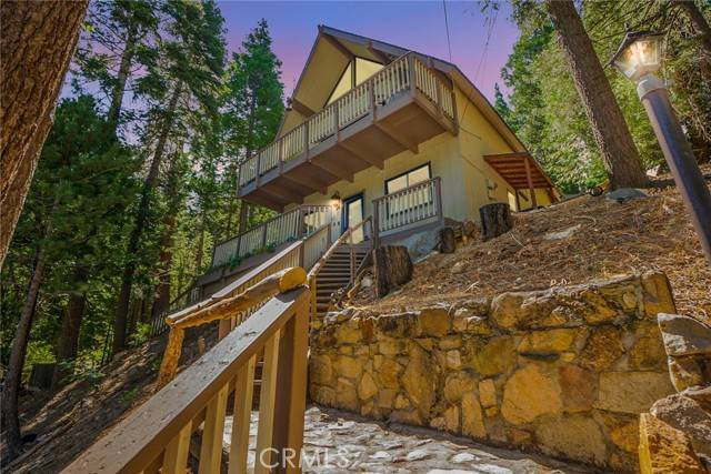 Lake Arrowhead, CA 92352,875 Brentwood DR