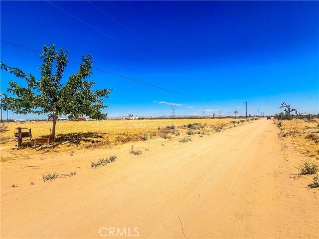 Adelanto, CA 92301,0 Koodoo AVE