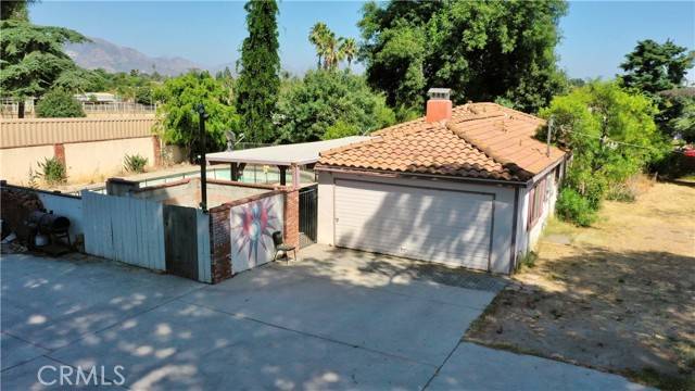 Sylmar, CA 91342,13394 Glenoaks Blvd