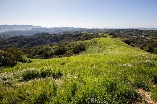 Tarzana, CA 90290,1 Mulholland