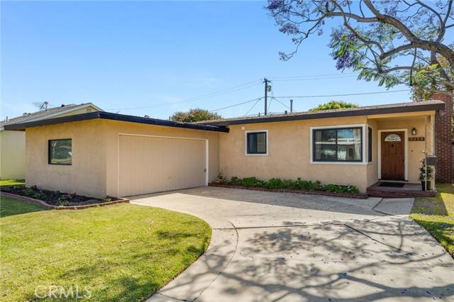 Long Beach, CA 90815,2254 Albury AVE