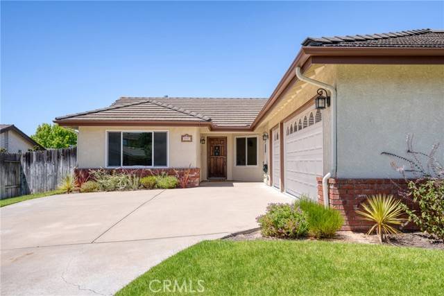 Santa Maria, CA 93455,937 Moonlite DR