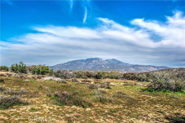 Anza, CA 92539,1 Table MTN