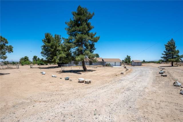 Phelan, CA 92371,9474 Paramount RD