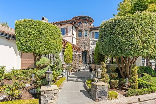 San Juan Capistrano, CA 92675,30792 Via Conquista