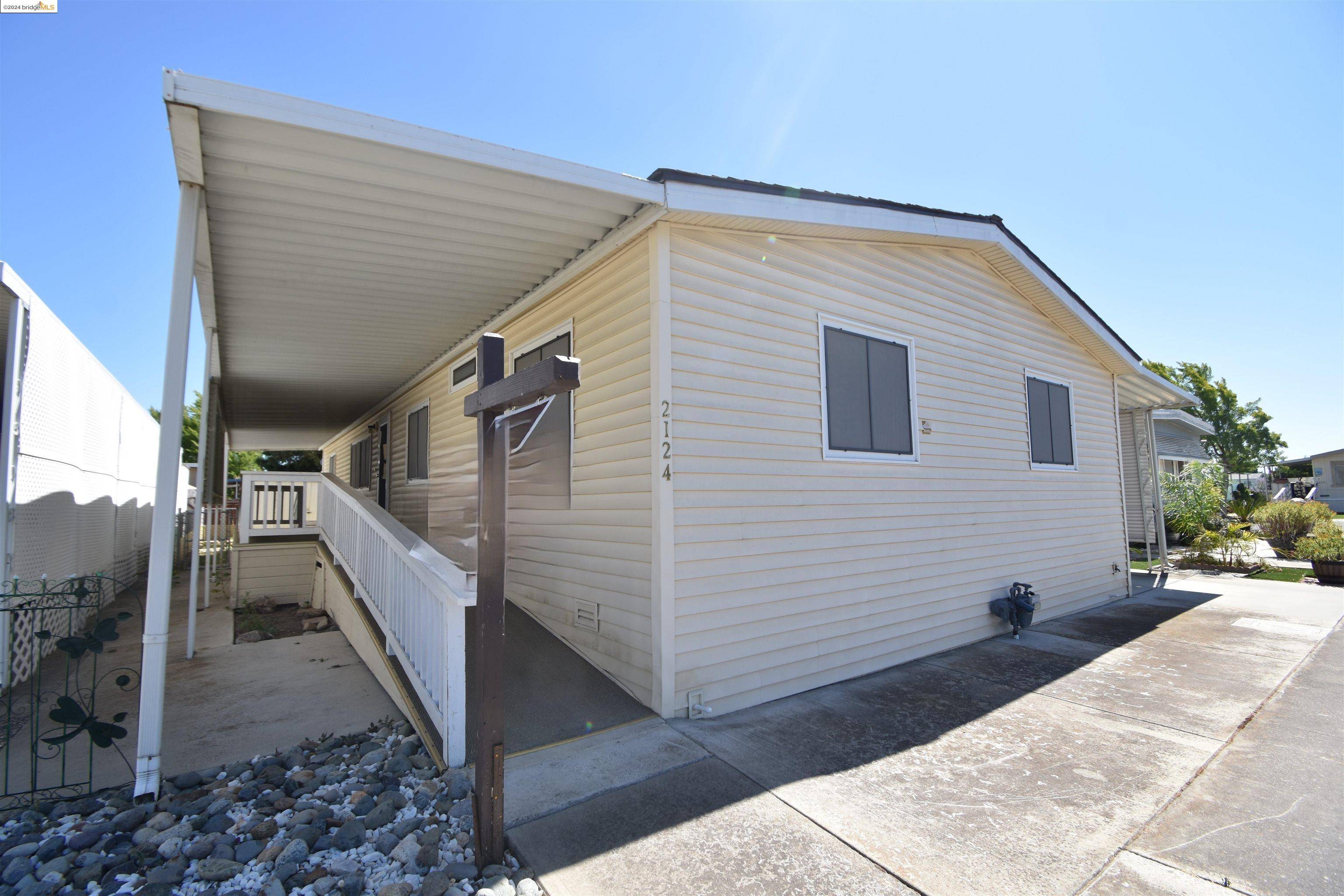 Modesto, CA 95350,2124 Key West Ln