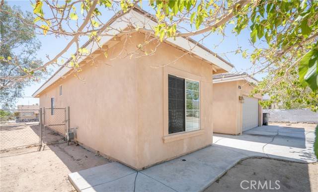 Twentynine Palms, CA 92277,5439 Encelia DR