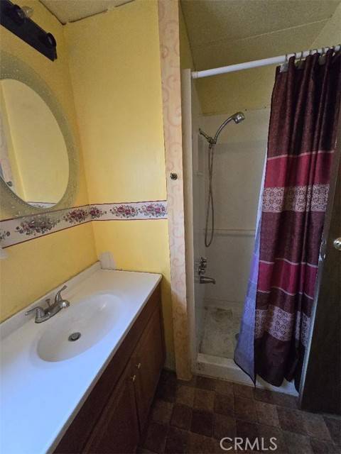 Santa Ana, CA 92703,3929 W 5TH ST 48