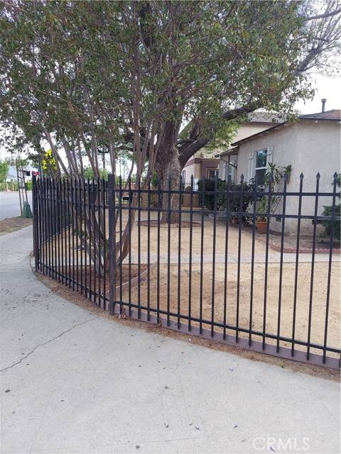 Van Nuys, CA 91405,6643 Kester AVE