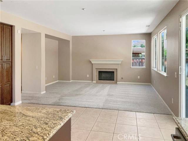 Highland, CA 92346,29312 Henderson LN