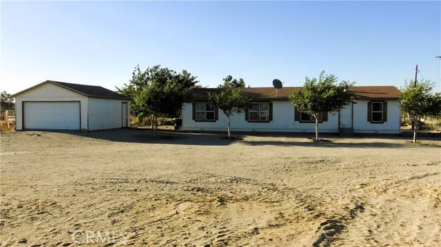 Adelanto, CA 92301,2332 De Soto ST