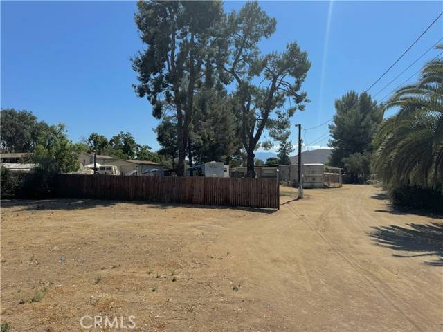 Hemet, CA 92545,26604 Green AVE