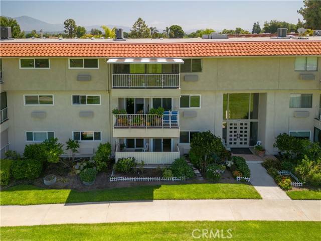 Laguna Woods, CA 92637,2386 Via Mariposa 3G