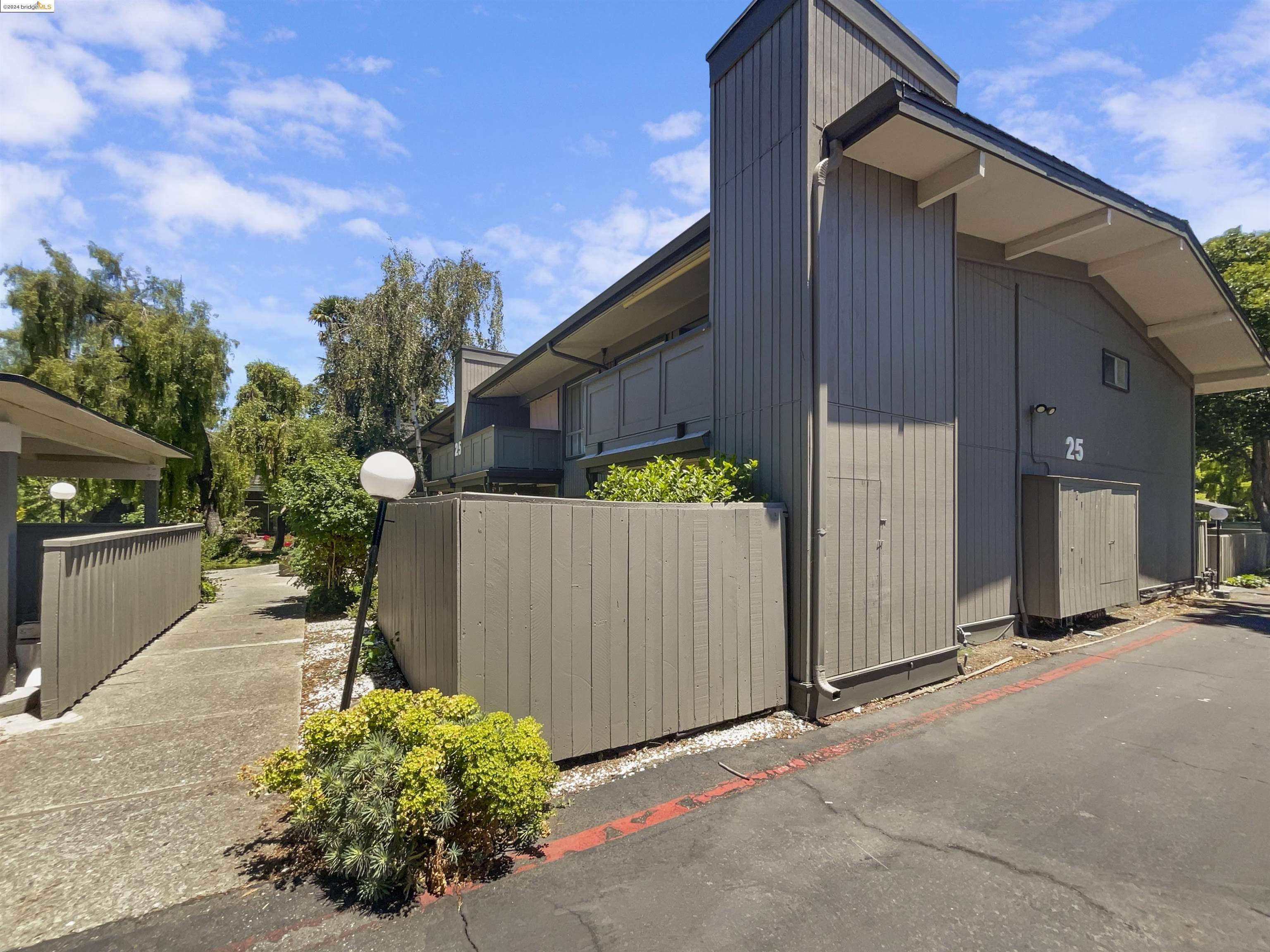 Santa Clara, CA 95051,120 Saratoga 106