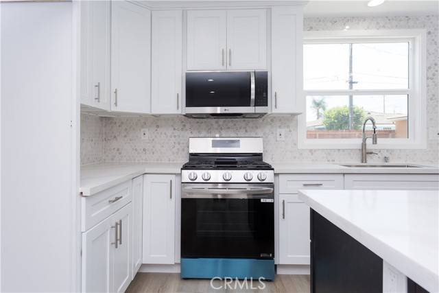 Paramount, CA 90723,7312 Walnut AVE