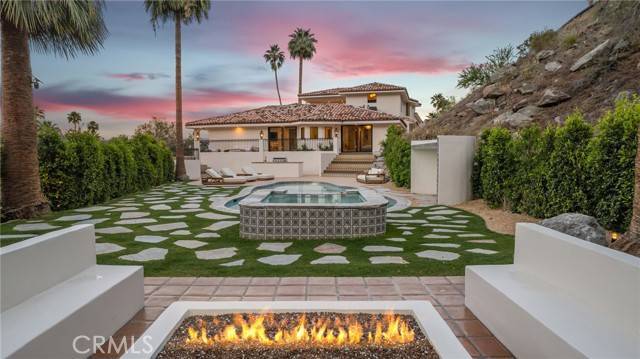 Palm Springs, CA 92264,380 W Camino Alturas