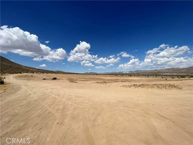 Apple Valley, CA 92307,0 Falchion Rd.