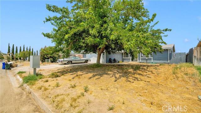 Adelanto, CA 92301,9876 Forest Ct.