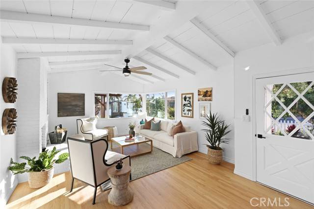 Corona Del Mar, CA 92625,404 Serra DR