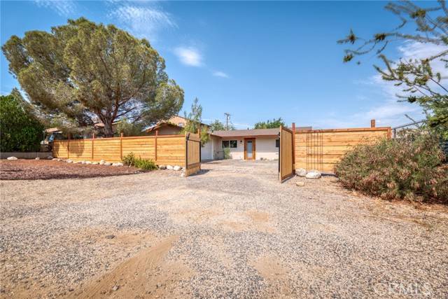 Yucca Valley, CA 92284,7754 Shawnee TRL