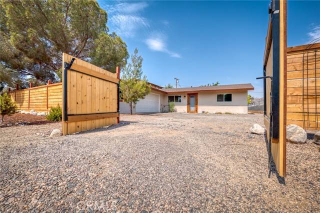 Yucca Valley, CA 92284,7754 Shawnee TRL