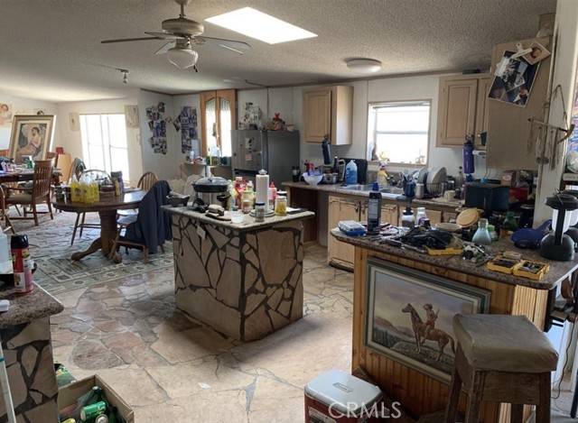 Helendale, CA 92342,19997 Mustang TRL