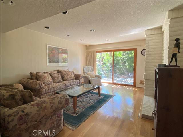 Irvine, CA 92603,5 Creekside