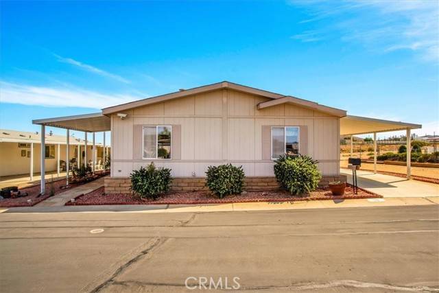 Yucca Valley, CA 92284,7501 Palm AVE 78