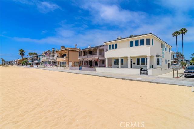 Newport Beach, CA 92661,600 W Oceanfront