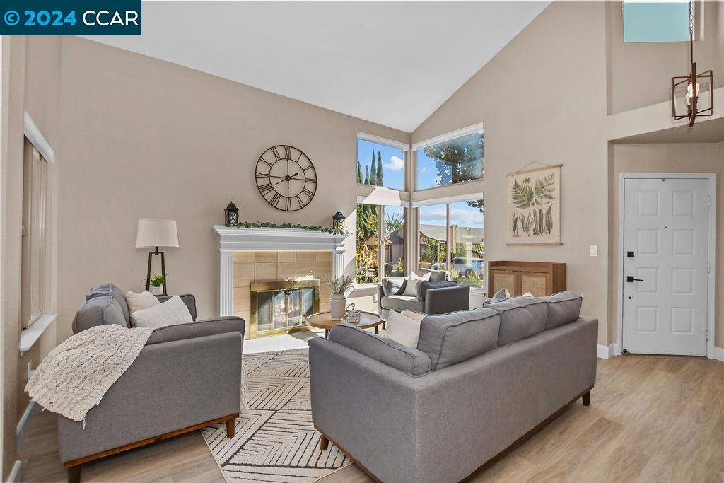 Martinez, CA 94553-6708,2506 Norwalk CT