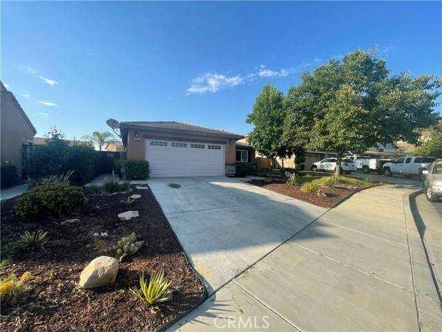 Lake Elsinore, CA 92532,45004 Thalia LN