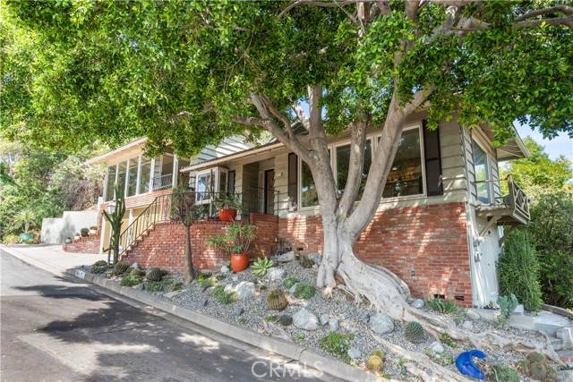 Glendale, CA 91206,584 Arch PL