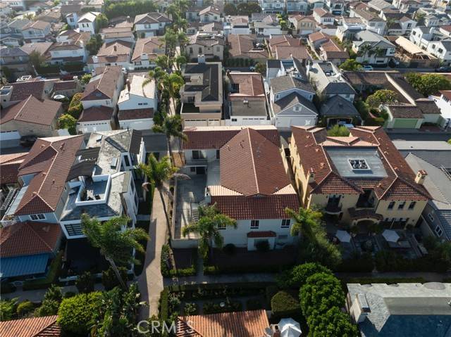 Newport Beach, CA 92663,202 Via Palermo