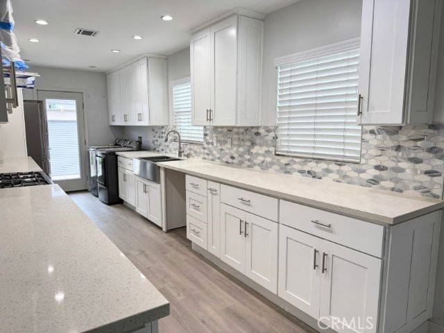 Lakewood, CA 90713,6053 Turnergrove DR