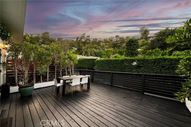 Los Angeles, CA 90046,8516 Walnut DR