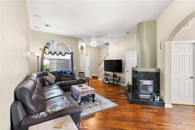 Laguna Hills, CA 92653,26256 Glendon LN