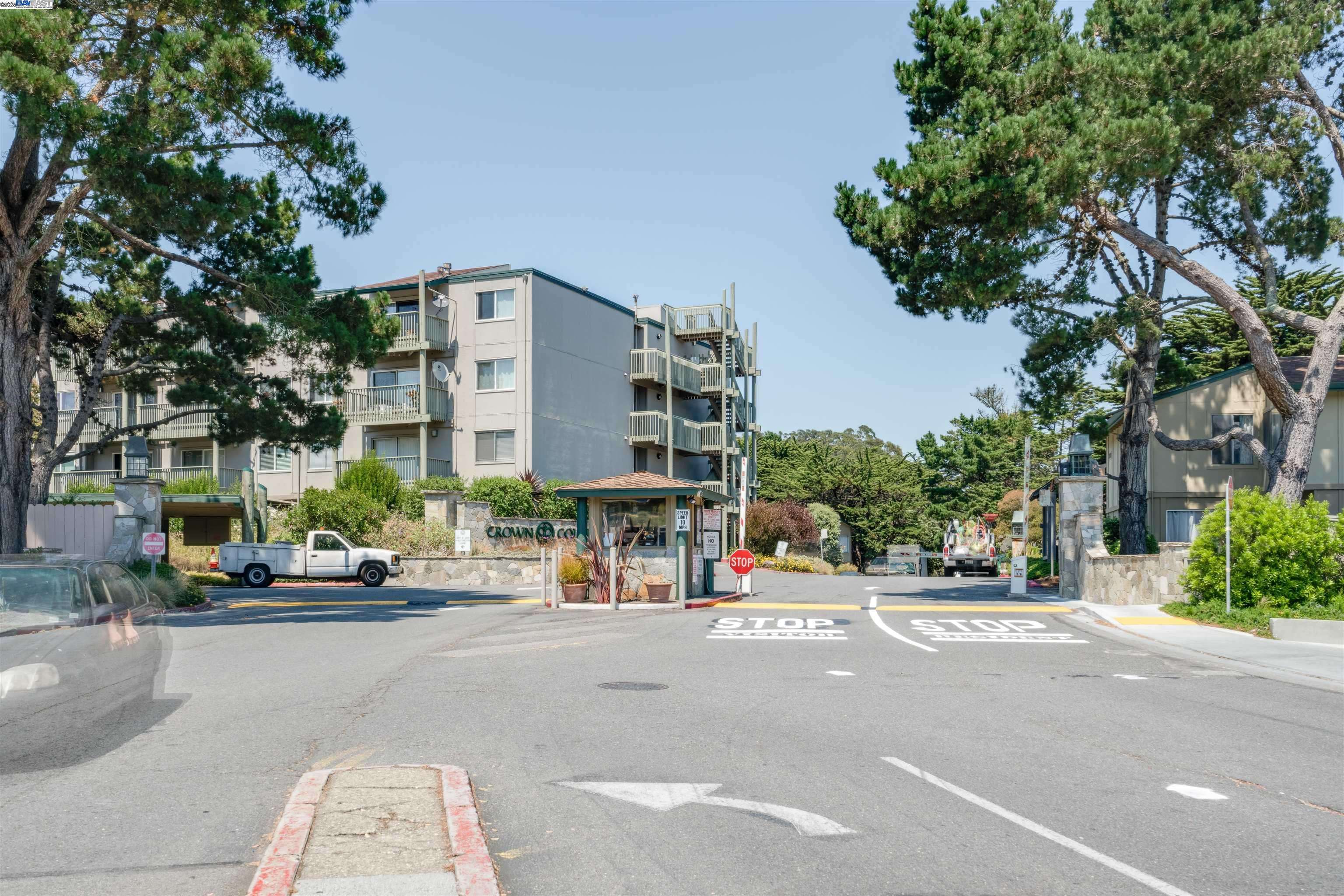 Daly City, CA 94015-2529,374 Imperial Way 2