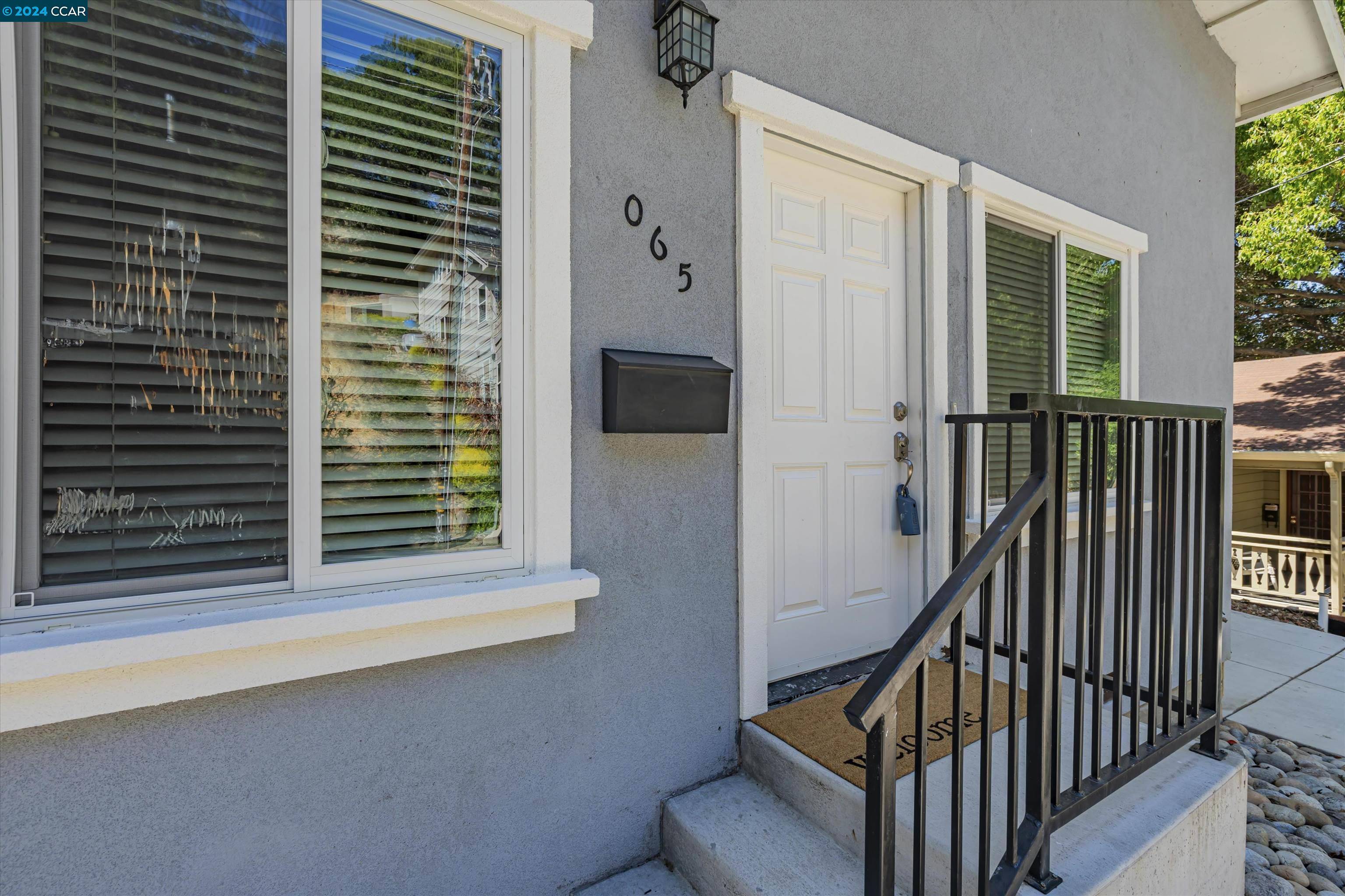 Martinez, CA 94553,65 Green St