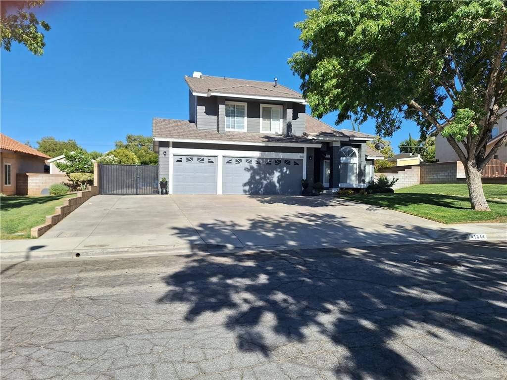 Lancaster, CA 93536,41844 Elk Run LN