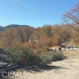 Cedar Glen, CA 92321,718 Cypress RD