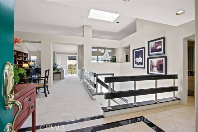 Newport Beach, CA 92660,31 Southampton Ct 136