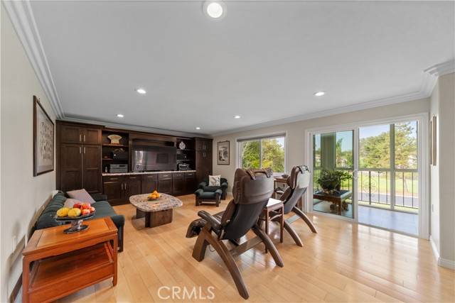 Laguna Woods, CA 92637,2355 Via Mariposa 2A