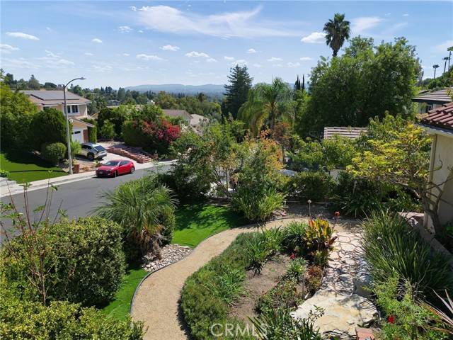 West Hills, CA 91307,24600 Gardenstone LN