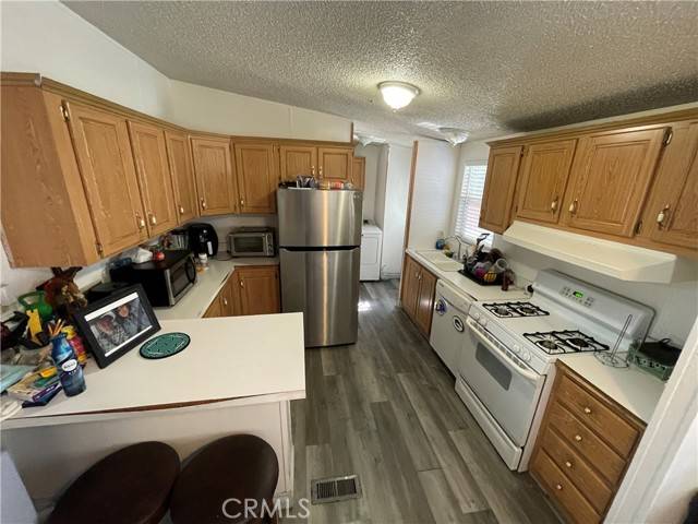 Perris, CA 92571,350 E San Jacinto