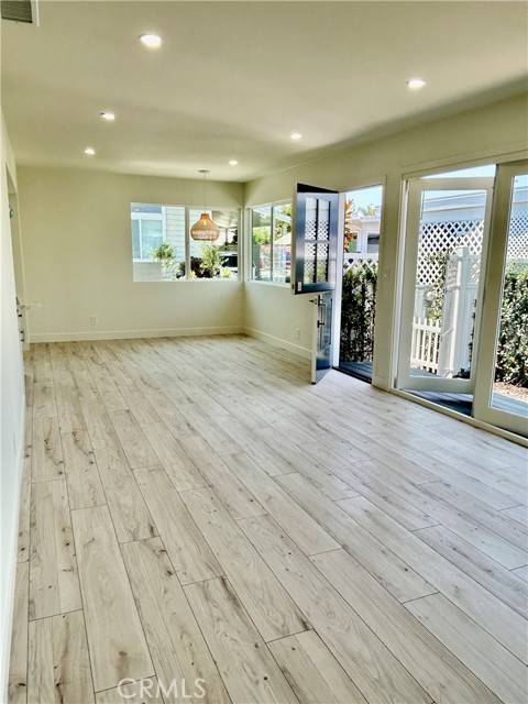 Newport Beach, CA 92660,101 Yorktown