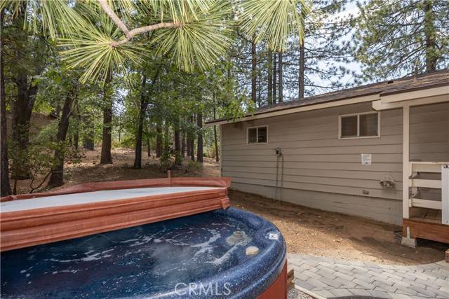 Big Bear Lake, CA 92315,761 St Moritz DR