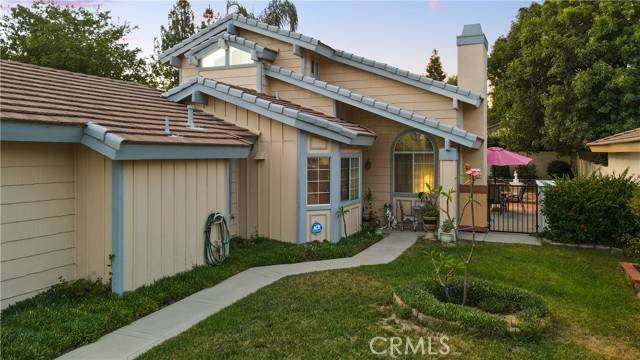 Temecula, CA 92591,30588 Hollyberry LN