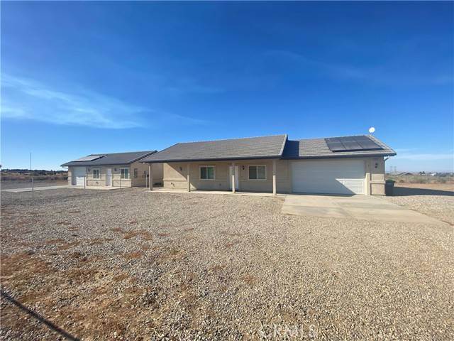 Phelan, CA 92371,5704 White Fox TRL