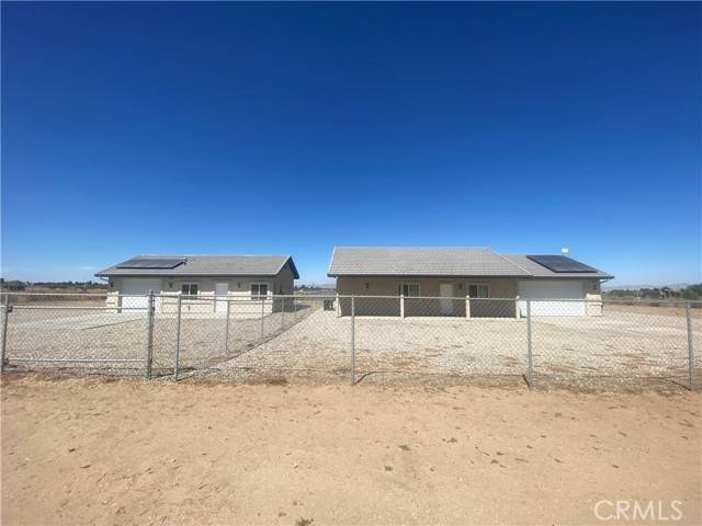 Phelan, CA 92371,5704 White Fox TRL